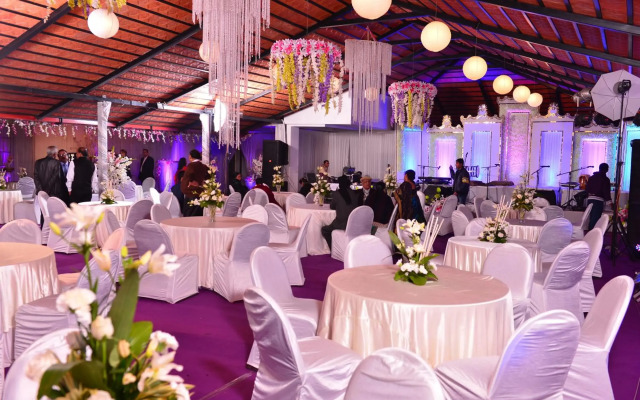Vishwaratna Hotel