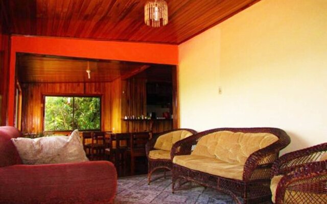 Que Tuanis Hostel Monteverde
