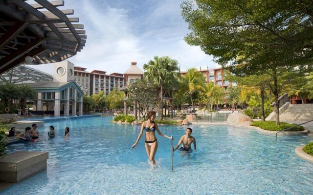 Resorts World Sentosa Festive Hotel