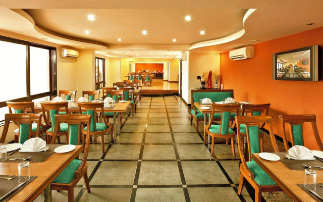 Sterling Lonavala