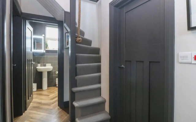 Trearddur House Cottage
