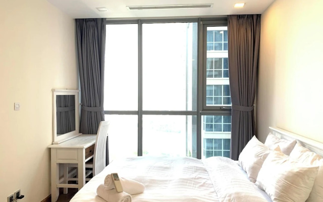 DongDong LUX APT - Vinhomes Central Park