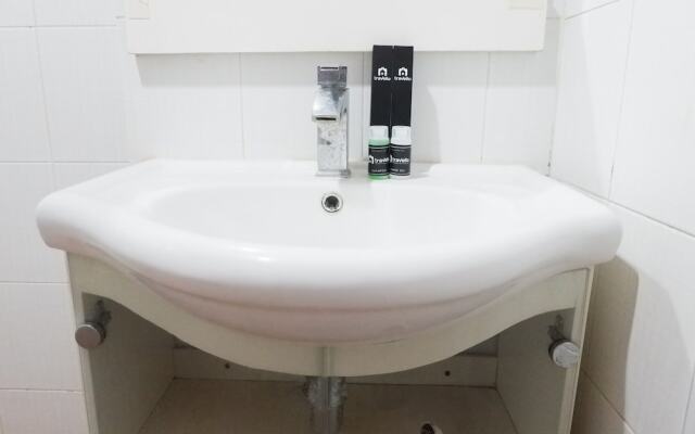 Comfy Studio at High Point Serviced Apartment By Travelio