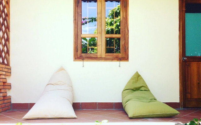 Alyssa's Garden Home