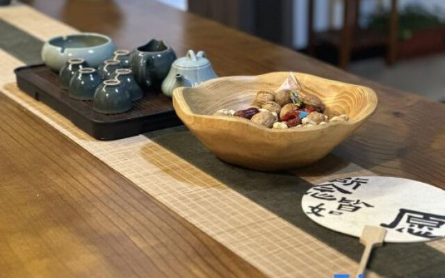 One Sleep One She B&B