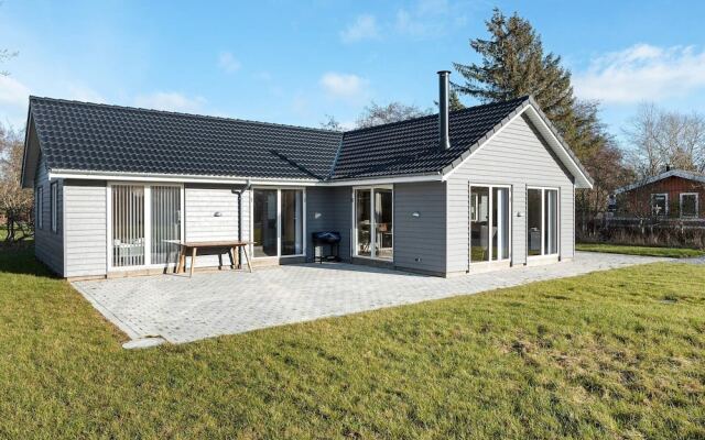 8 Person Holiday Home in Dannemare