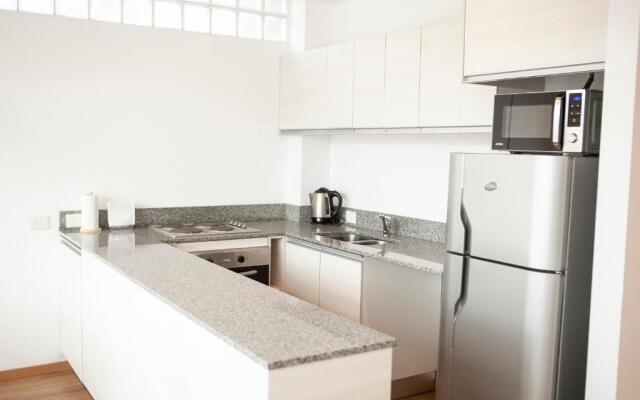 Monroe Suites