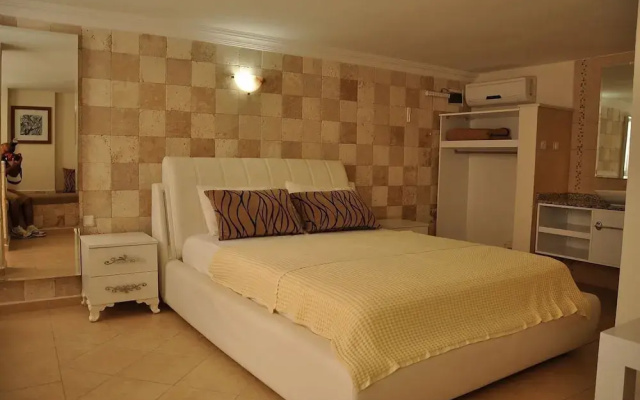 Safari Suit Hotel