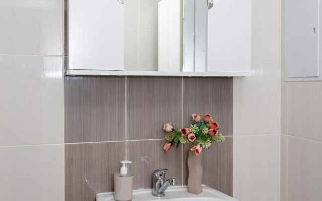 Апартаменты на улице Краснодонская 10/21 этаж