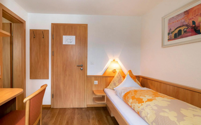Hotel Eden No. 7