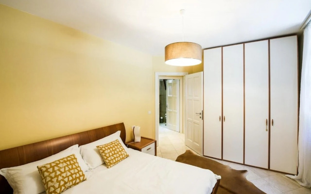 Giulia Apartment With Lake View in Verbania