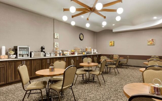 Travelodge Lethbridge