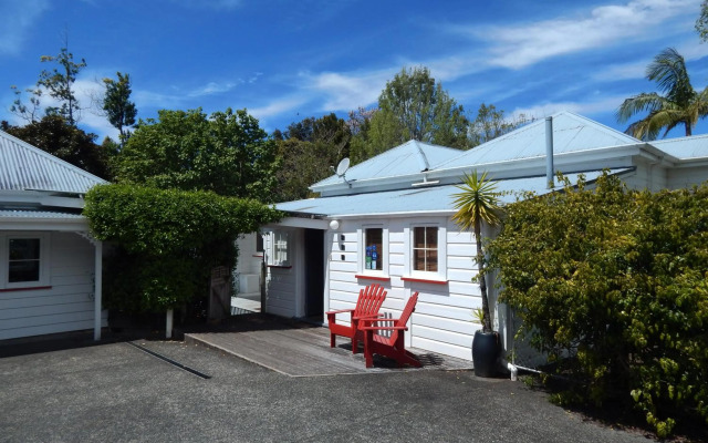 Lupton Lodge