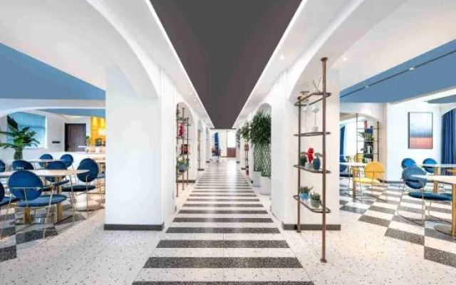 Jingyue Elegant Hotel