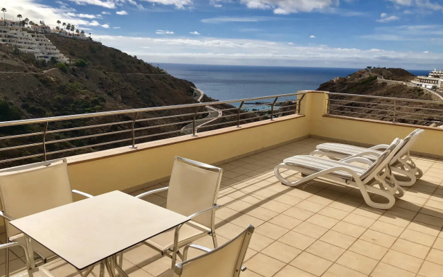 Holiday Club Sol Amadores Hotel