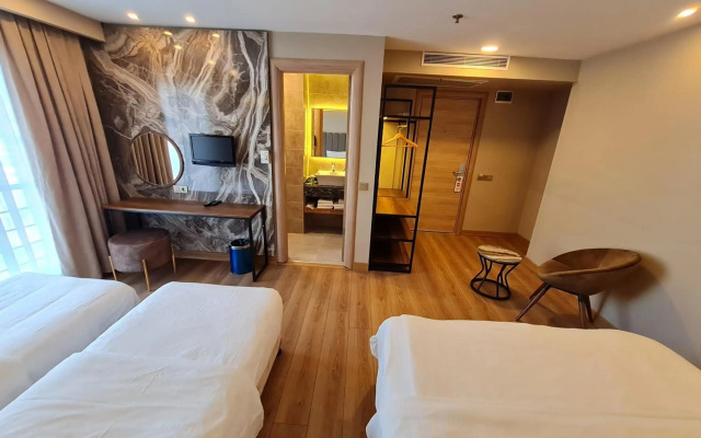 Crystal Centro Resort