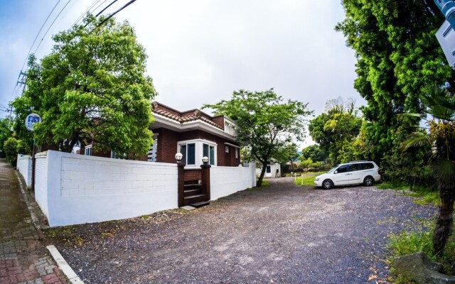 Sunny-Hunny Guesthouse - Hostel