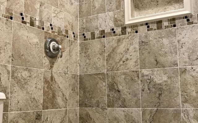 Kenny's Tipperary Inn