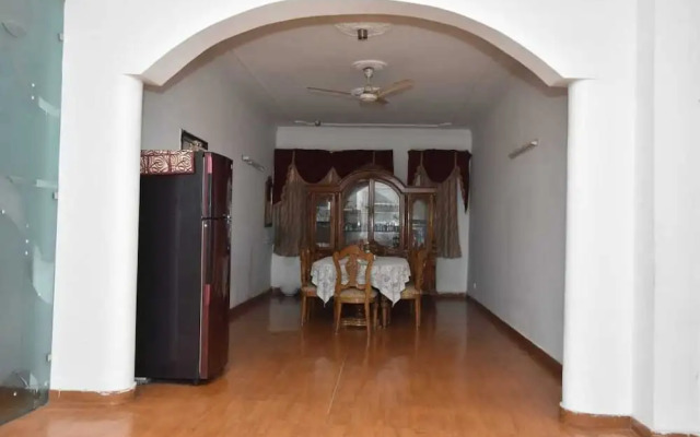Remarkable 6-bedroom Farmhouse in South Delhi