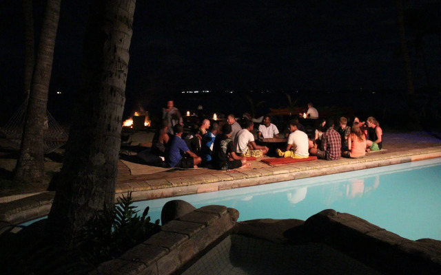 Travellers Beach Resort