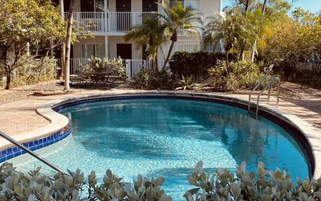 The Vic by Plenamar!