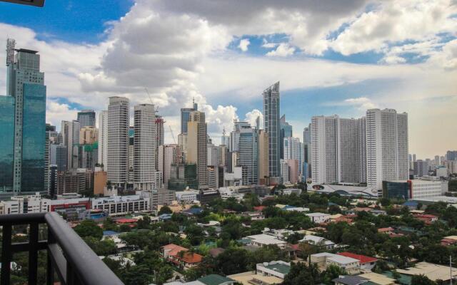 SIGLO SUITES @ The Gramercy Residences