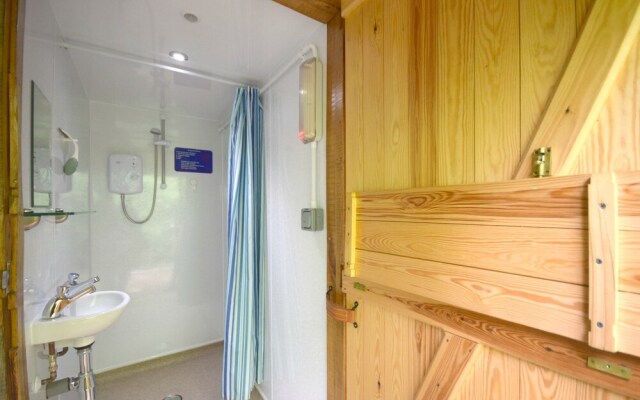 Keepers Cosy, Shepherds Hut , Alresford 491853