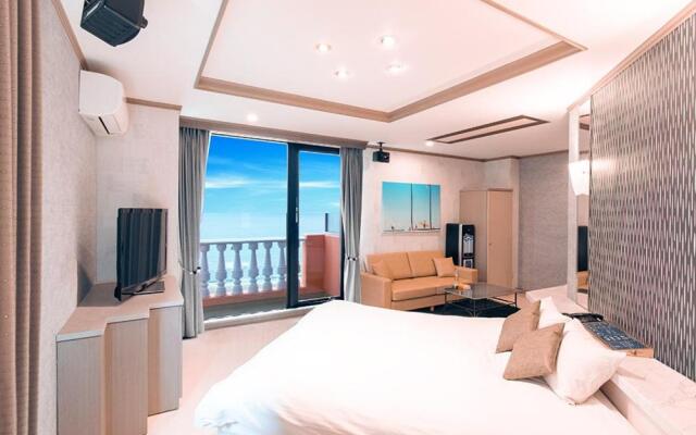Hotel Luna Coast