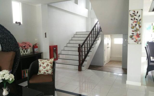 Morning Dew Lodge (SHA Certified)