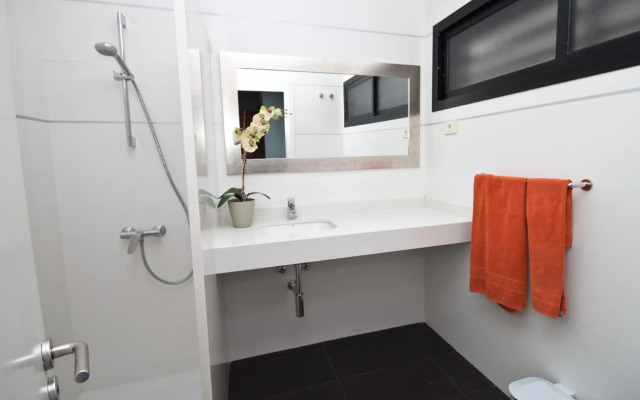 Amadores Beach Apartments