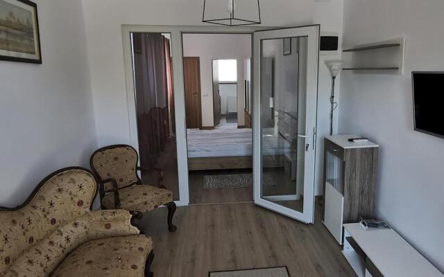 Neferprod Apartments - IS - CAM 08