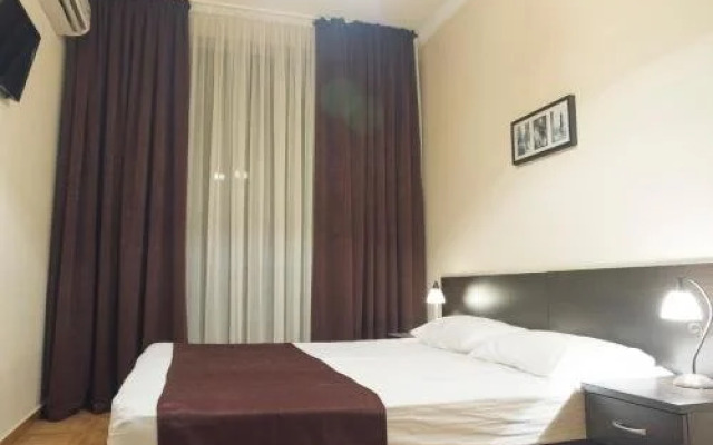 RD-HOTEL