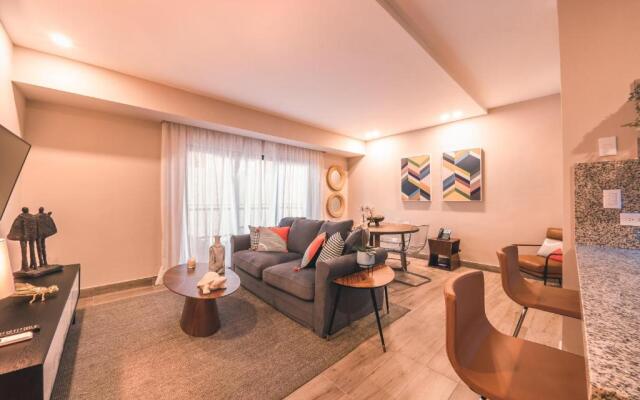 Fully Serviced Apartment at Regatta Living - 2C