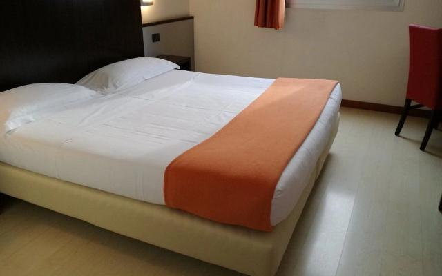 Euro Hotel