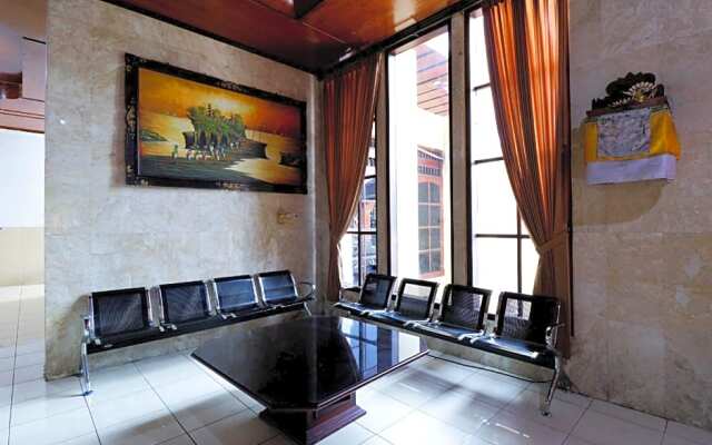 OYO 1952 Hotel Dewata IndahNearLumintang Park