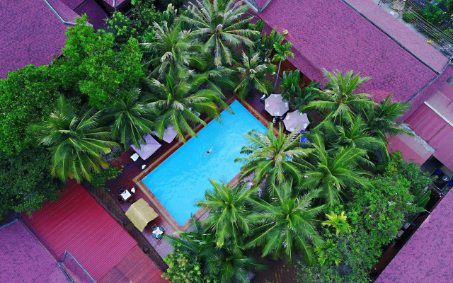 Neak Pean Hotel - Wooden House