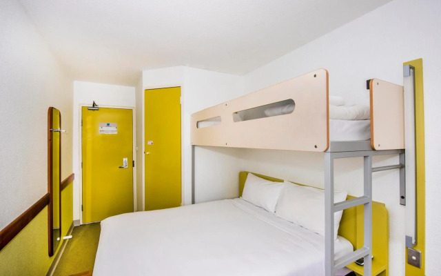 Ibis Budget St Peters