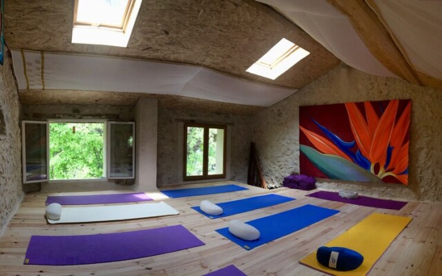 L'Unicorne Bed & Yoga