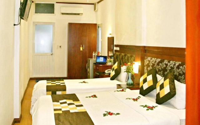 La Dora Hanoi Hotel & Travel