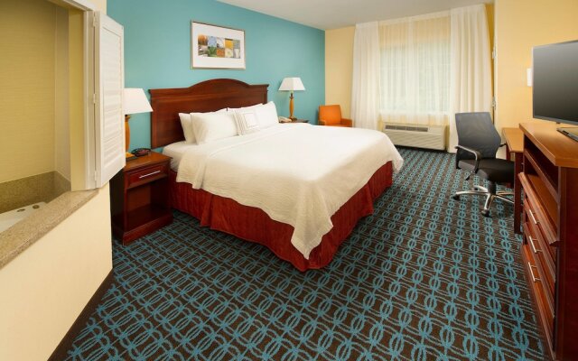 Fairfield Inn & Suites Marshall