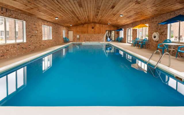 Baymont by Wyndham Manistee