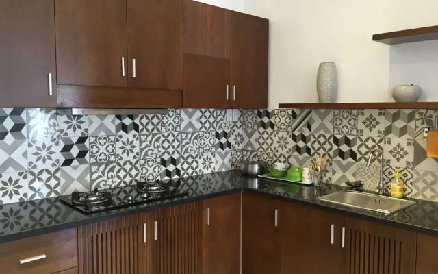 Sunny Saigon Apartments & Hotel