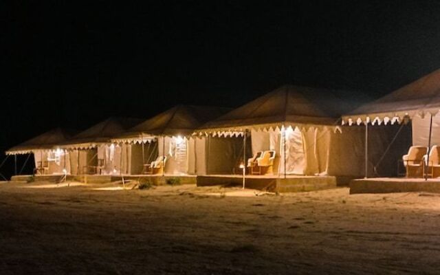 Amazing Desert Camp