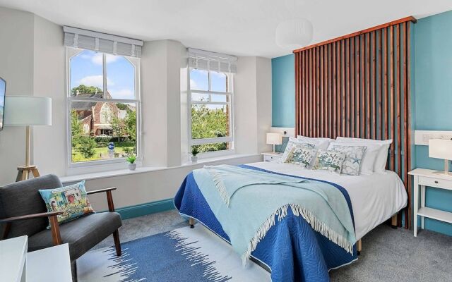 Park View Rooms & Relaxation