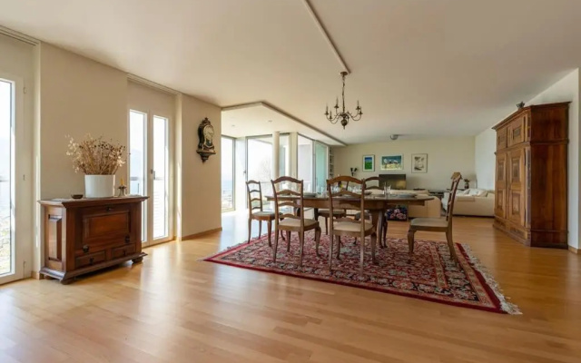 Lakeside Apartment with panoramic view on the lake – Guest Rooms – Vevey