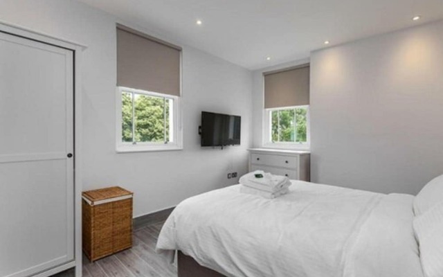 The Lion Gate Apartments