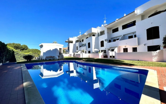 Vilamoura Brightness With Pool by Homing