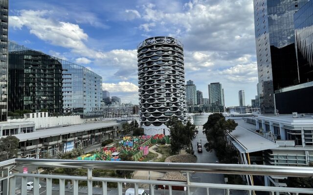 Luxury Penthouse Above the Shopping Town