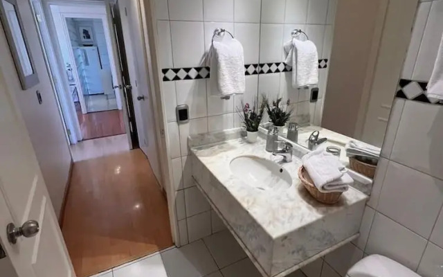 Orly Suites ll