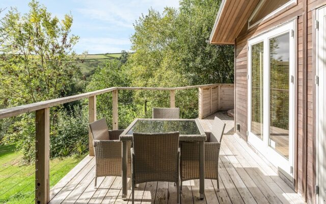5 Lake View, Looe